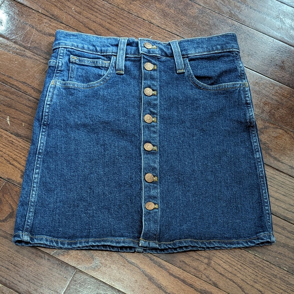 BNWT Madewell Button front Jean  skirt - sz 25